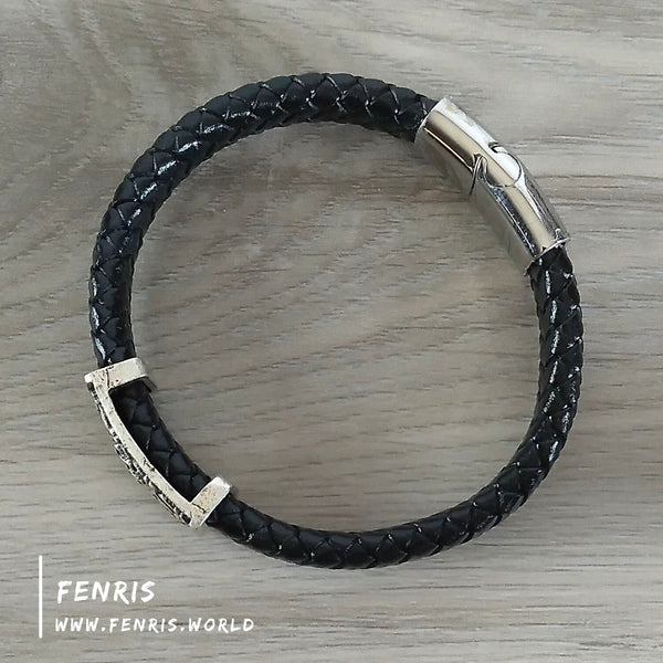 hand made leather bracelet