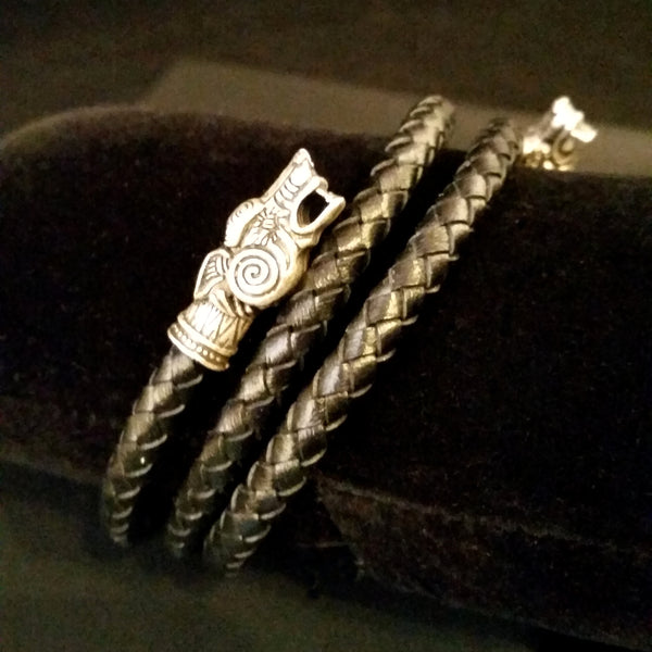 wolf arm ring torc