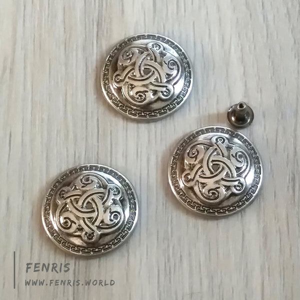 rivet round silver tribal knot large