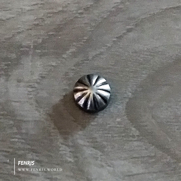 pumpkin rivets silver small