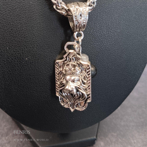 lion crown dog tag necklace silver