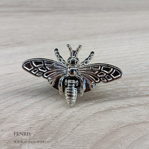 silver bee clasp handbag