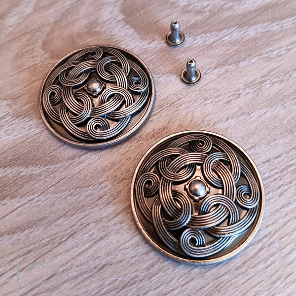 silver rivet concho large round knot