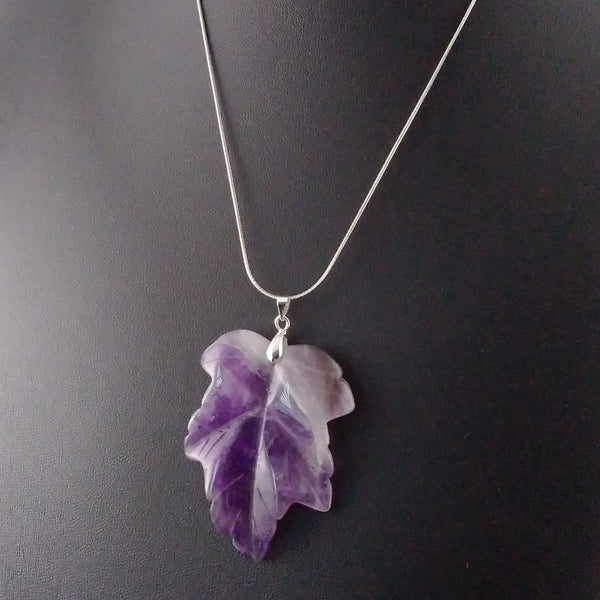 womens amethyst pendant