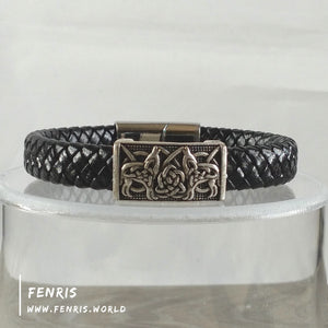 wolf bracelet