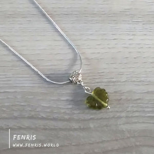 green leaf necklace