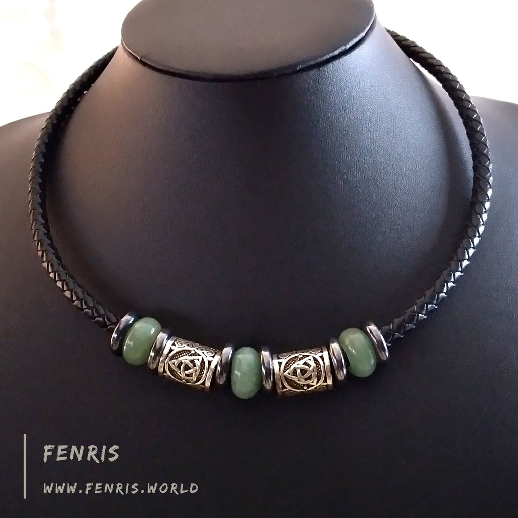 Jade choker necklace hotsell