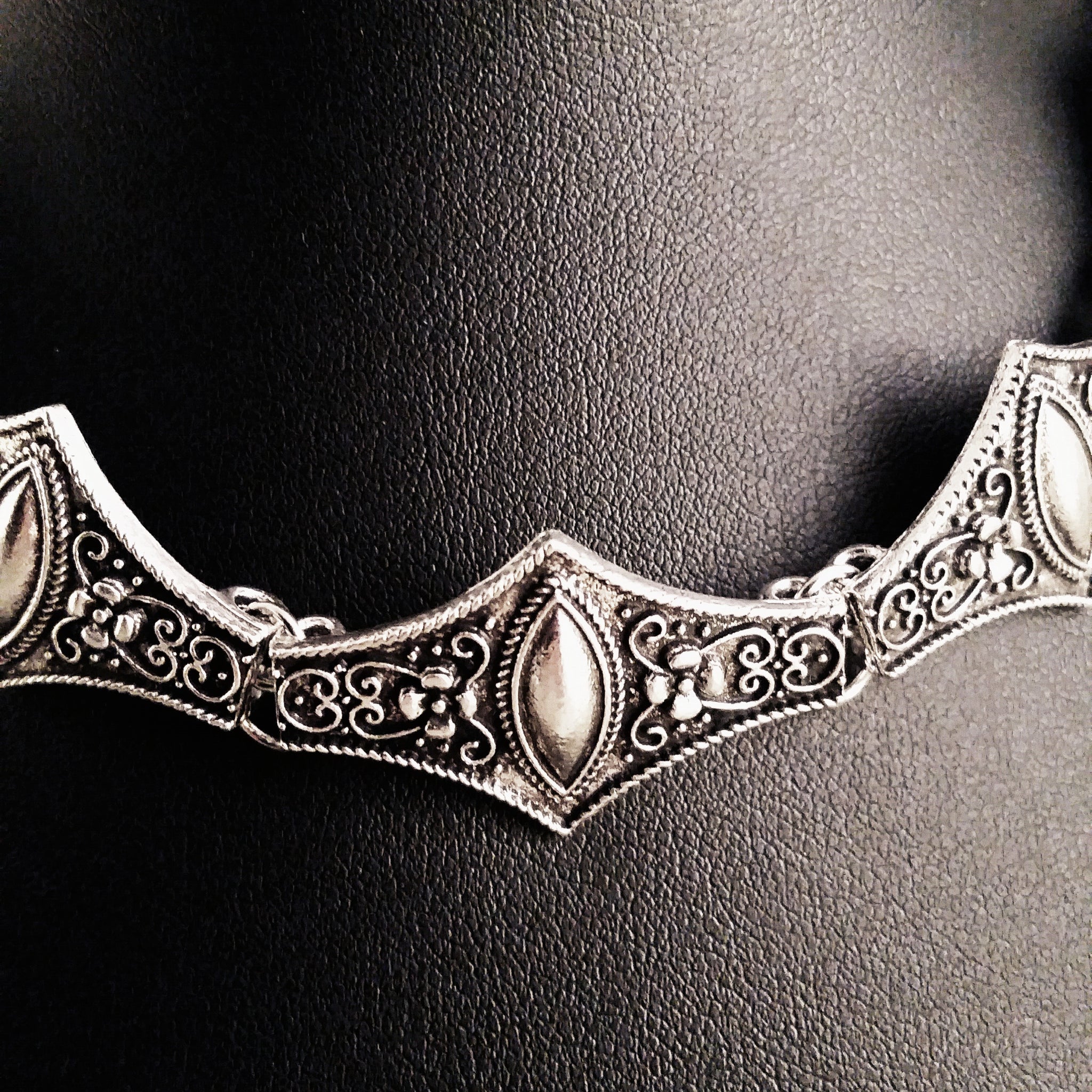 Gothic Victorian Choker Necklace Silver Fenris
