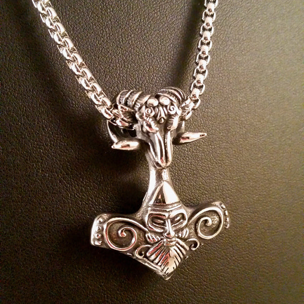 Thor's hammer pendant