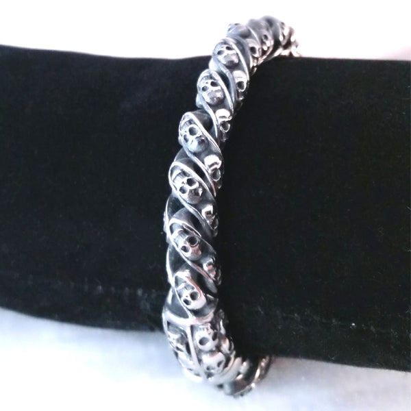 skull bracelet