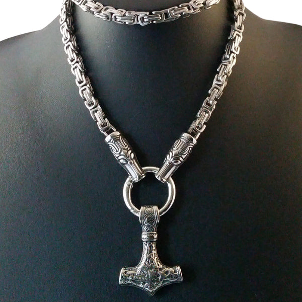 Thor's hammer pendant